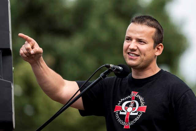 Az MLP átvizsgálná Ásotthalom összes szerződését