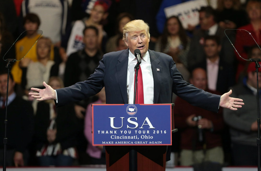 Trump következményekkel fenyegeti az államokat elhagyó amerikai cégeket