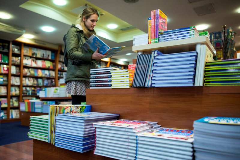 A kiadók többsége visszahívta könyveit az Alexandra bolthálózatából