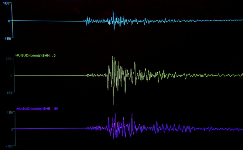 Hatalmas földrengés Pápua Új-Guineánál