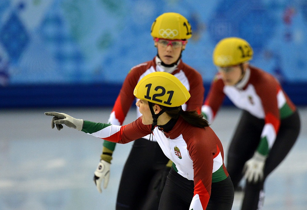 Ezüstérmes a női váltó