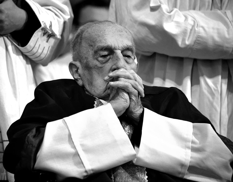 Elhunyt Olofsson Placid atya