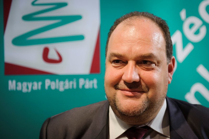 Újraválasztották az elnöki tisztségbe Biró Zsoltot