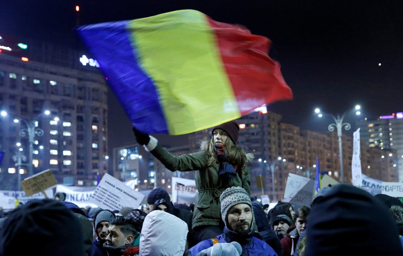 Incidensek zavarták meg a bukaresti kormányellenes demonstrációt