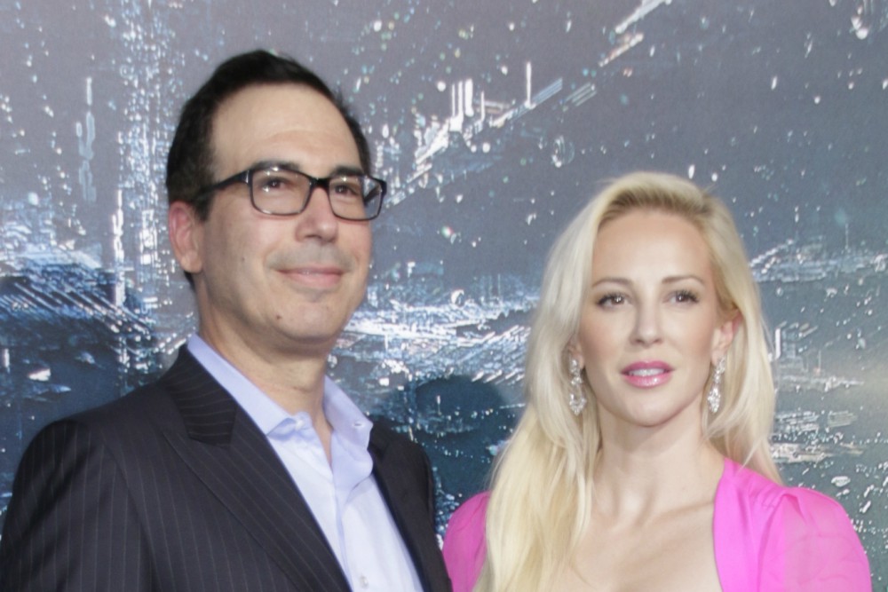 A szenátus megszavazta a Trump-kormány pénzügyminiszterét