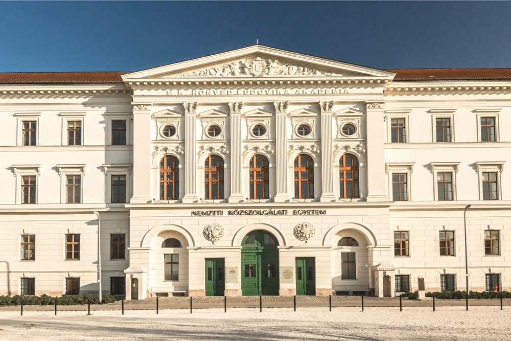 Több felsőoktatási intézmény és kar átalakul mától