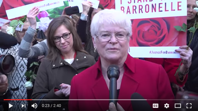 A bíróság a keresztény virágárus ellenében döntött