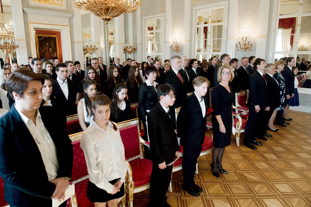 Esküt tettek a speciális olimpia téli világjátékokra utazók