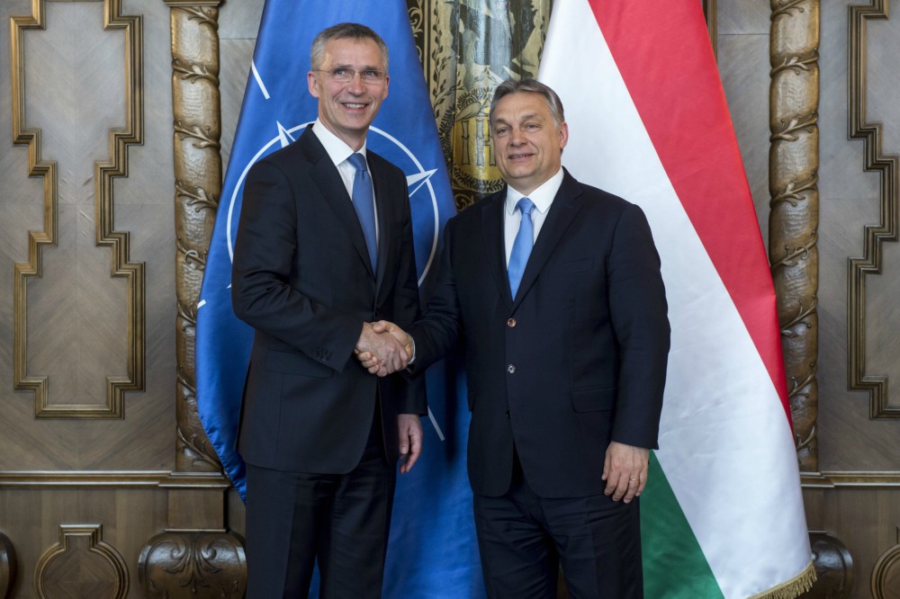 Orbán Viktor: meg kell erősíteni az európai védelmi rendszert