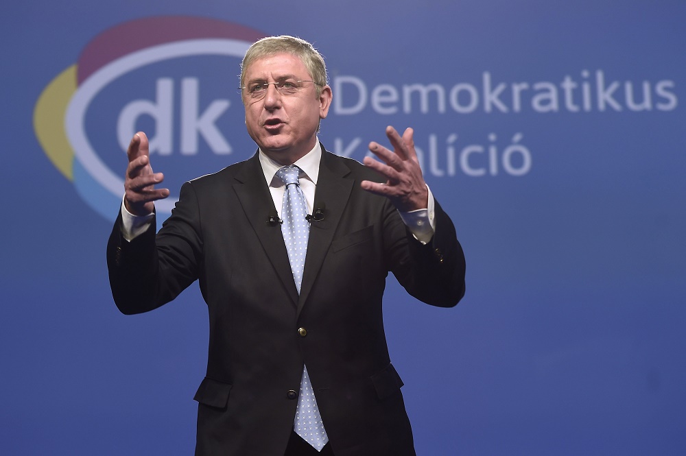 Gyurcsány Ferenc: bombázzuk a hatalmat népakarat-cunamival