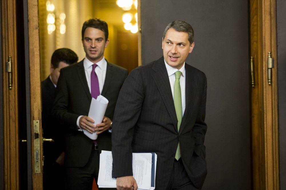 Lázár: mi nem megszervezzük a bevándorlást, hanem megállítjuk