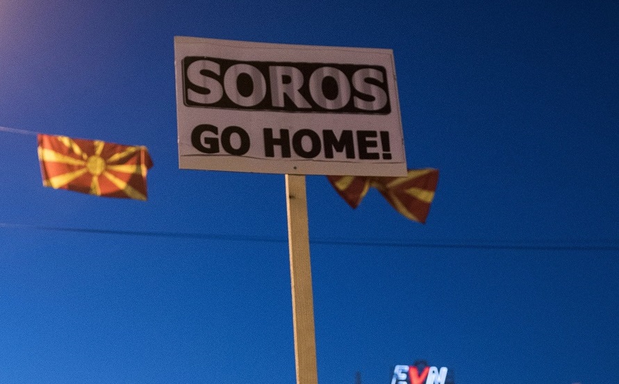 Macedóniában demonstrálnak George Soros ellen