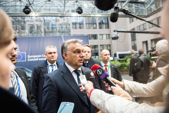 Orbán Viktor levelet írt a néppárt frakcióvezetőjének