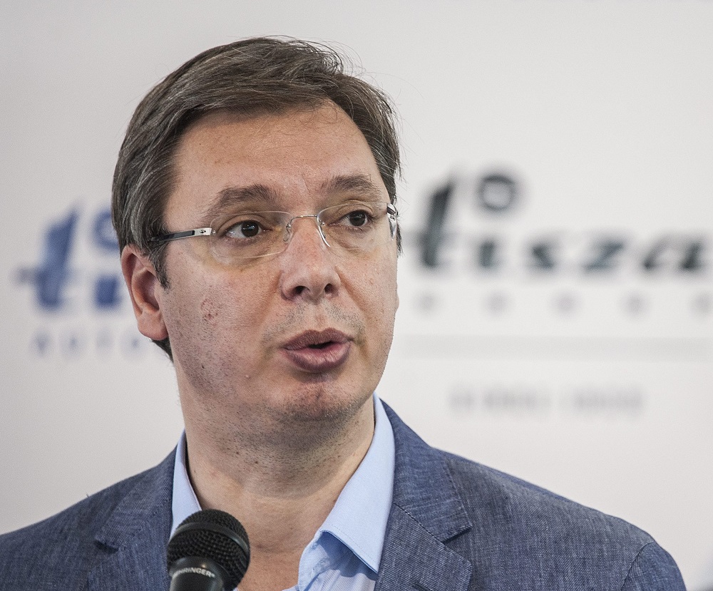 Aleksandar Vucic kompromisszumot jelent a társadalomnak