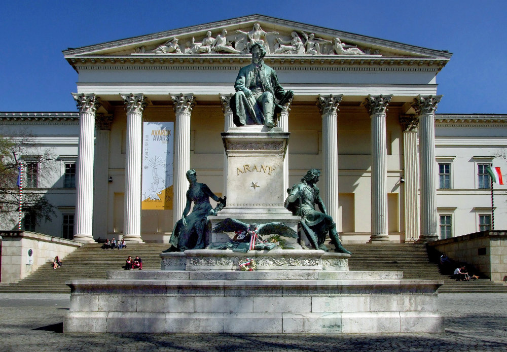 Űrhátizsák, krumplimalac, Pannonia