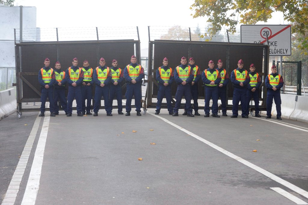 Júniusban tárgyalják a röszkei terrorcselekmény ügyét másodfokon