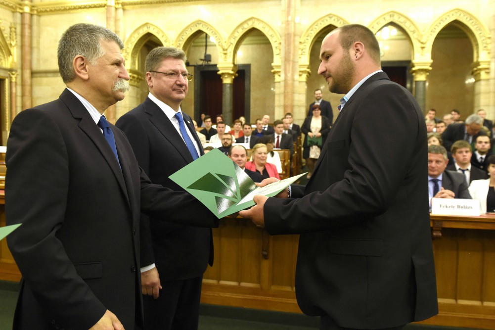 Az értékteremtő munka nem mellőzhető
