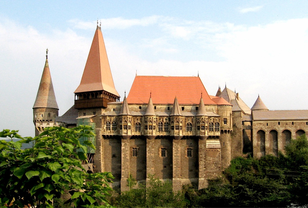 Megmenekül a pusztulástól a Hunyadiak ősi fészke