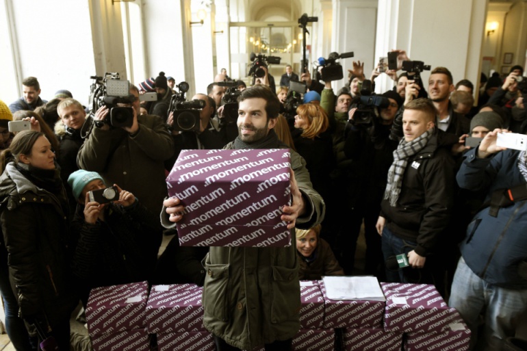 A Momentum betört az Origo szerkesztőségébe