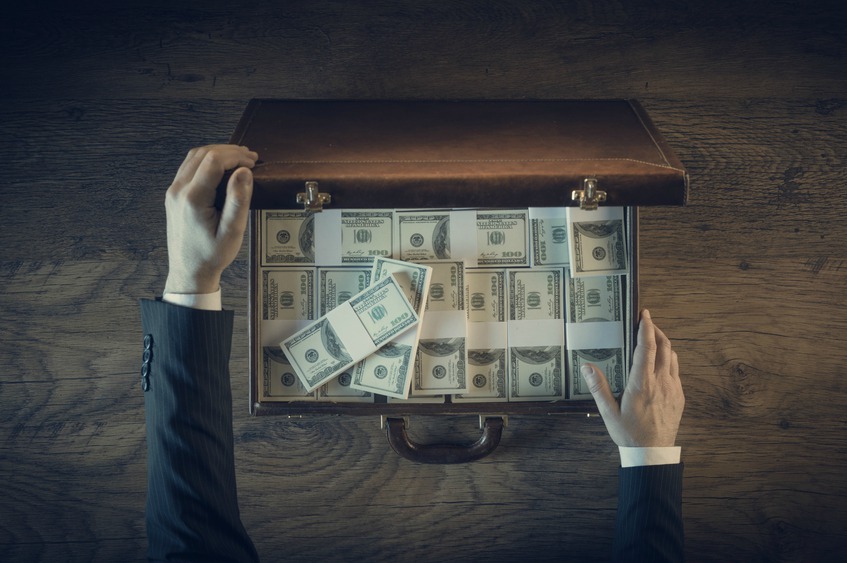 Júniusban dönt a Ház