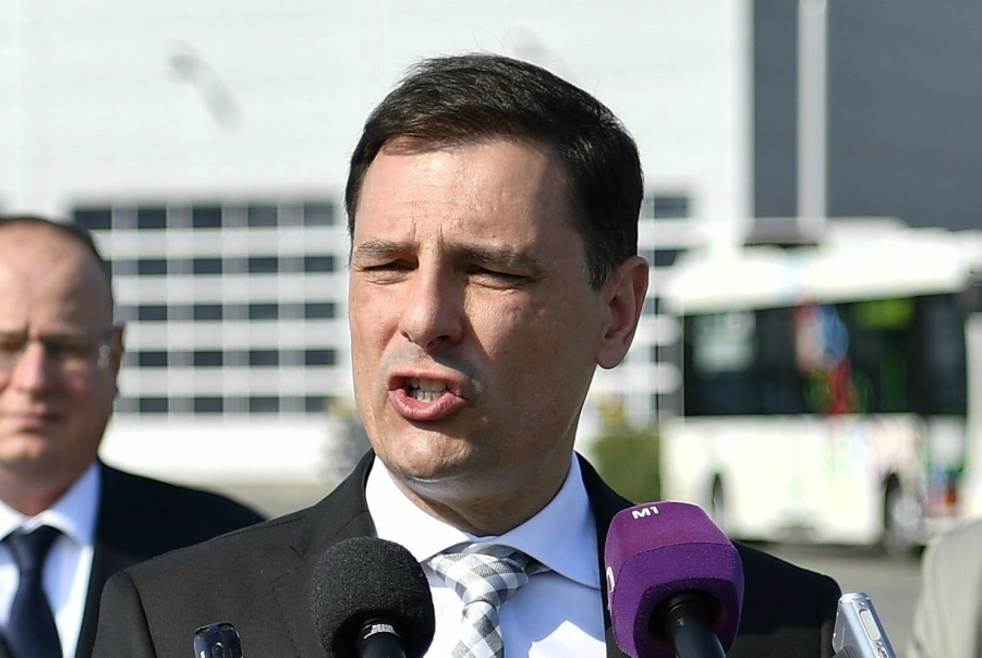 A kormány nem változtat bevándorláspolitikáján