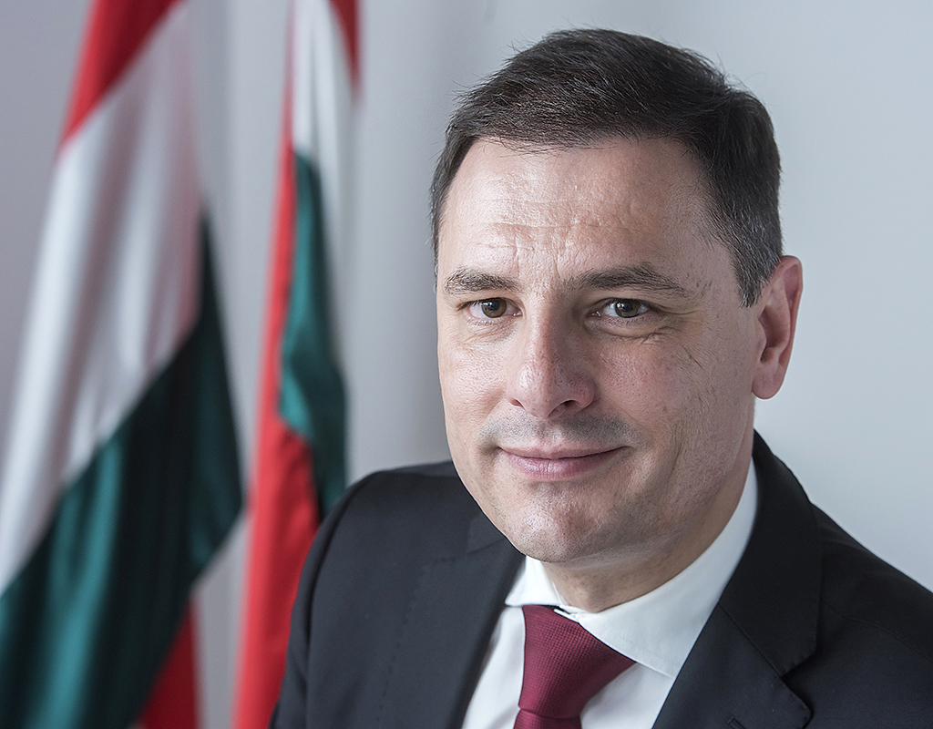 Tuzson Bence: a kormány részletesen válaszol