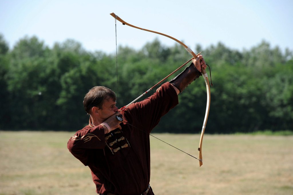 Nyílzápor Ópusztaszeren