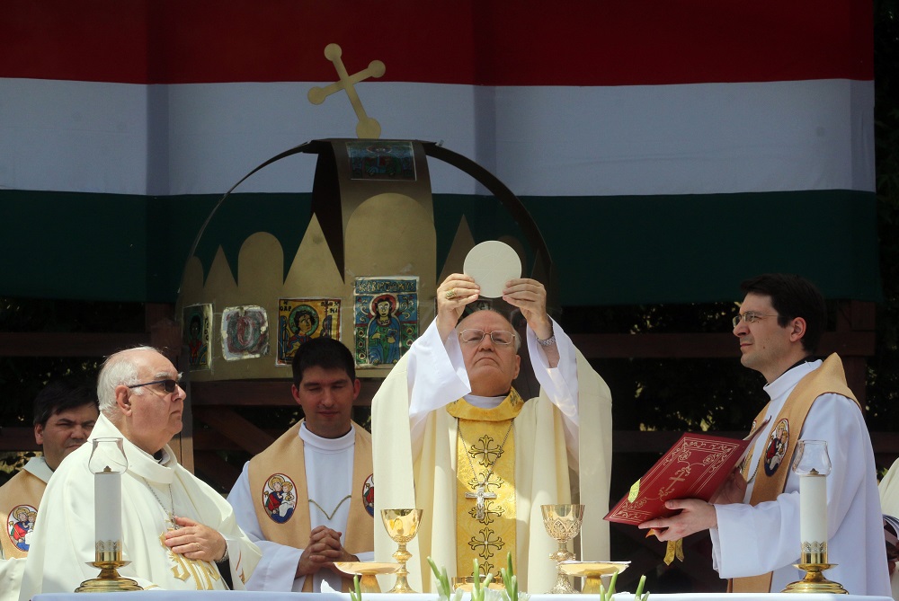 Isten és az ember szeretetének törvénye
