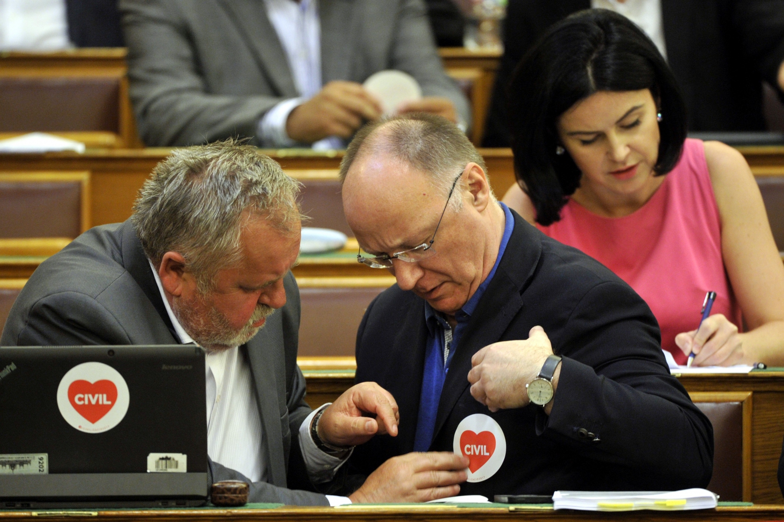 Az MSZP kilóra megvehető