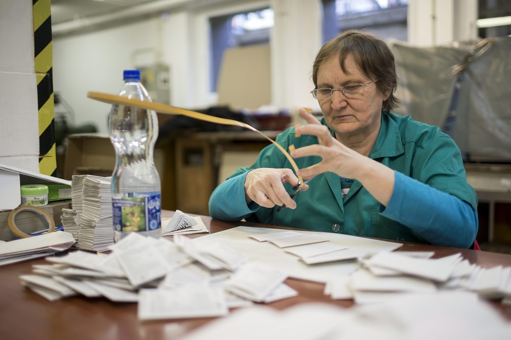 Két és félszer annyi megváltozott munkaképességű embernek van munkája