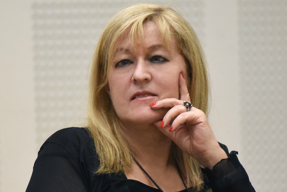 Megnyitni a fiatalok szívét