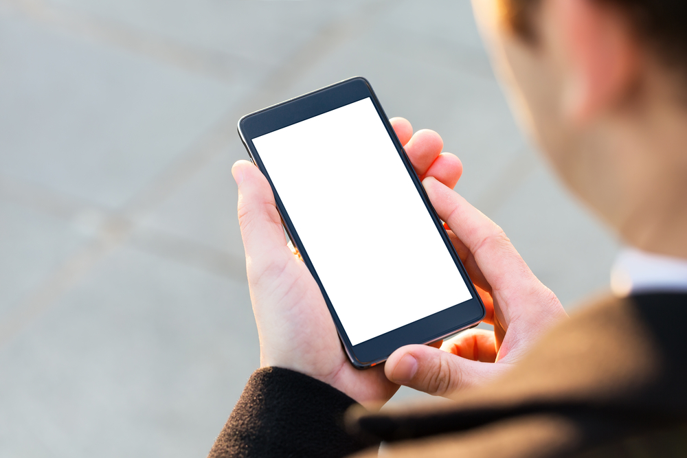 Iparkodniuk kell a feltöltőkártyásoknak