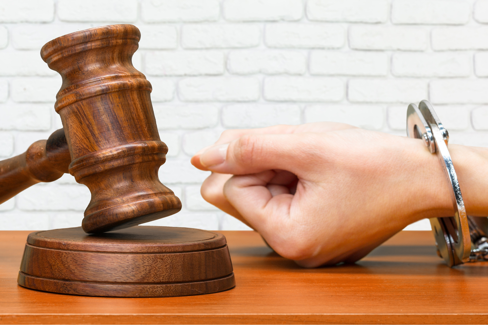 Előzetesbe kerülnek Czeglédy Csabáék