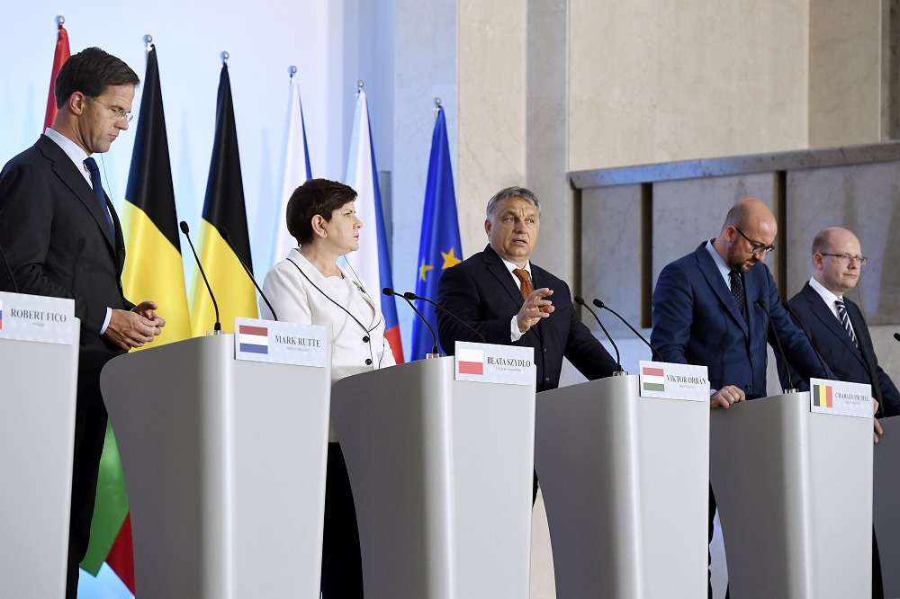 Távolság a migrációs politikák között