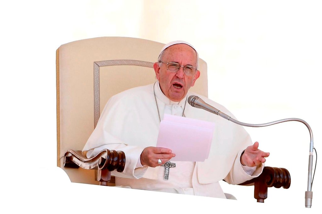 Tilos panaszkodni Ferenc pápánál