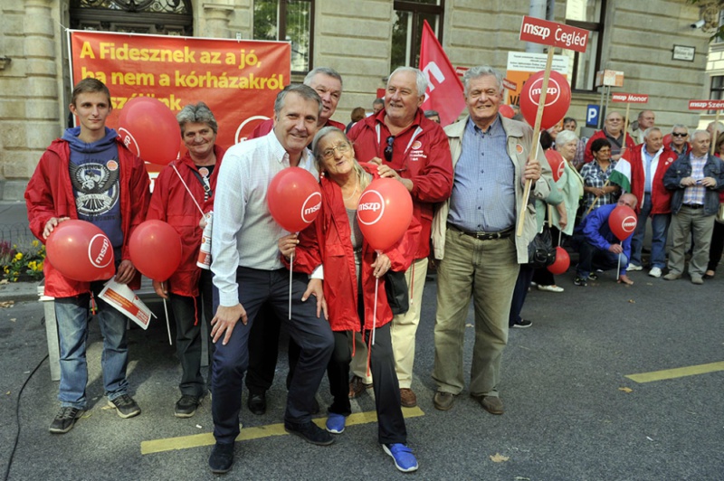 Fidesz: az MSZP megint fűt-fát ígérget