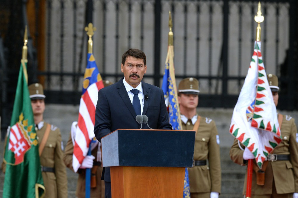 Ismét védenünk kell határainkat