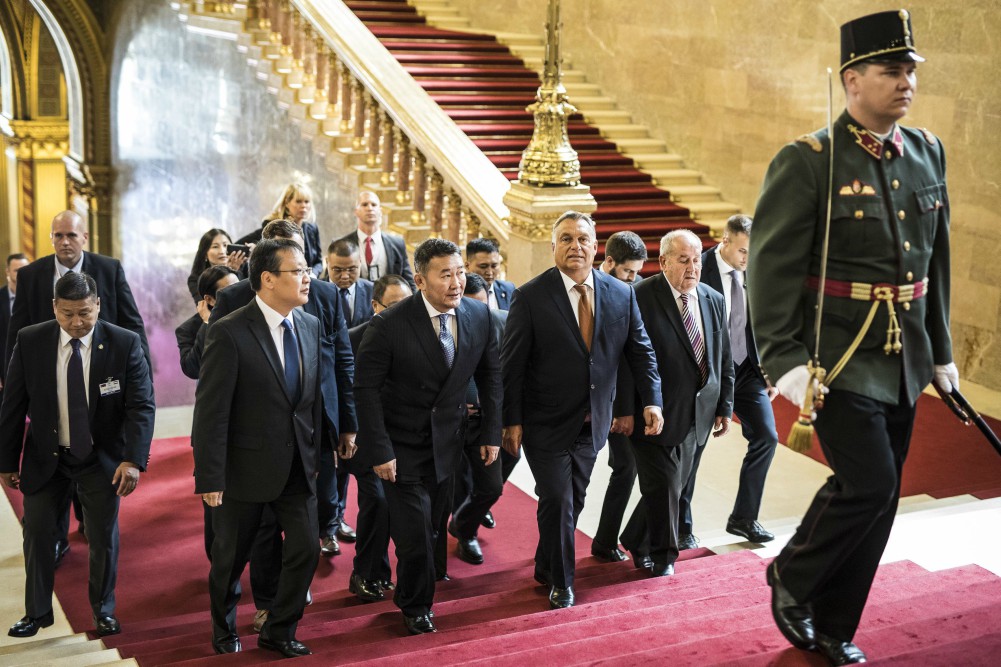 Orbán Viktor Mongólia elnökével tárgyalt