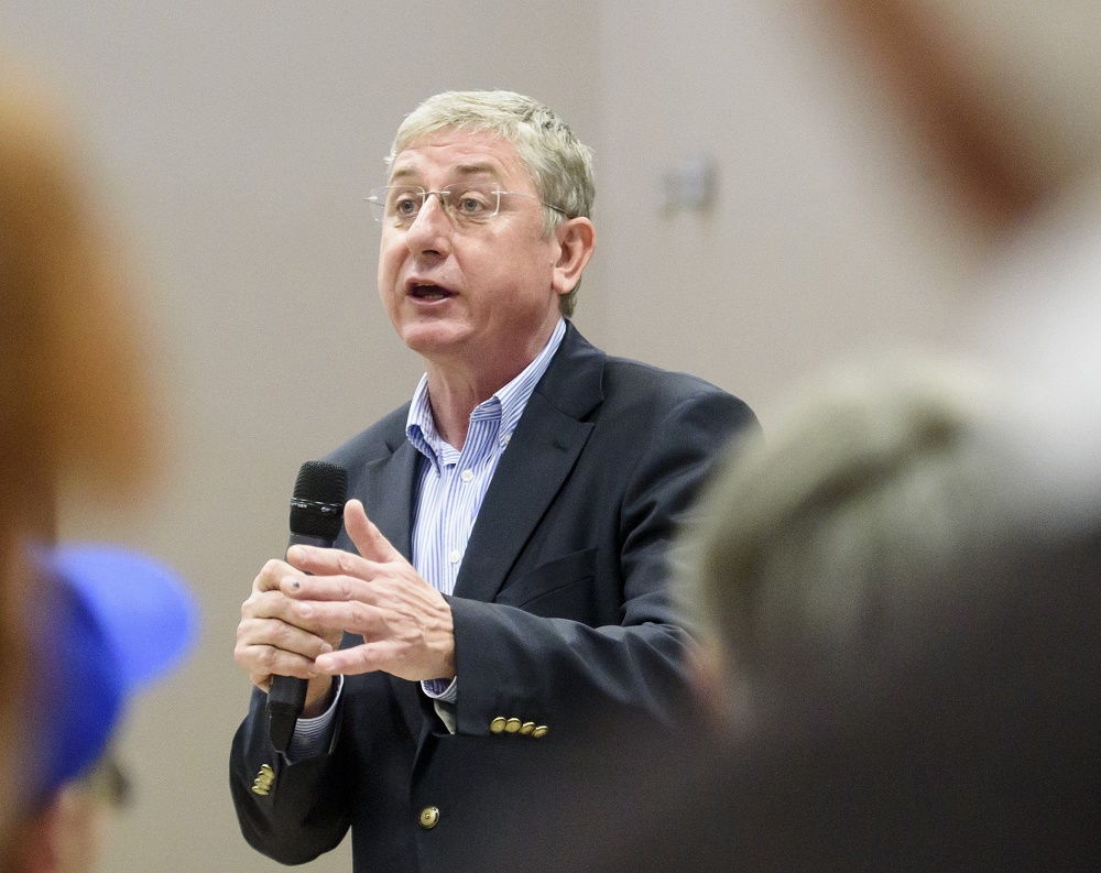 Gyurcsány Ferenc leamortizálta a kórházakat