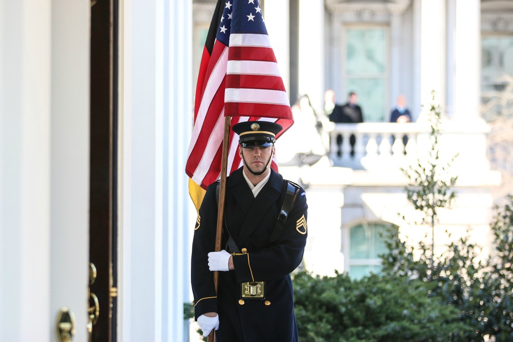 Katonatisztek köszönték meg a döntést