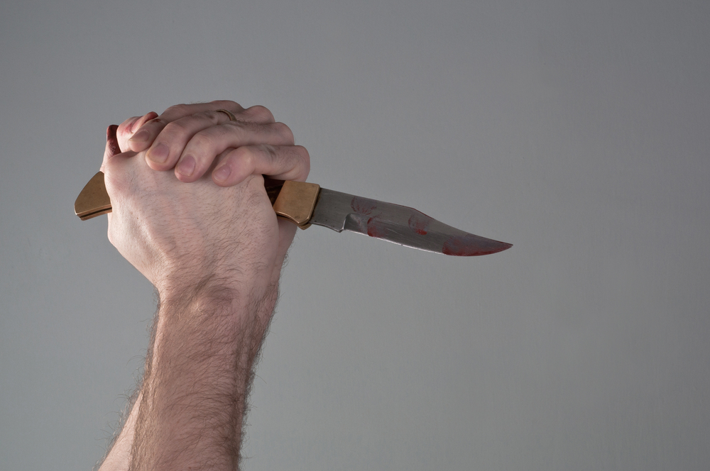 Az Iszlám Állam katonája késelt