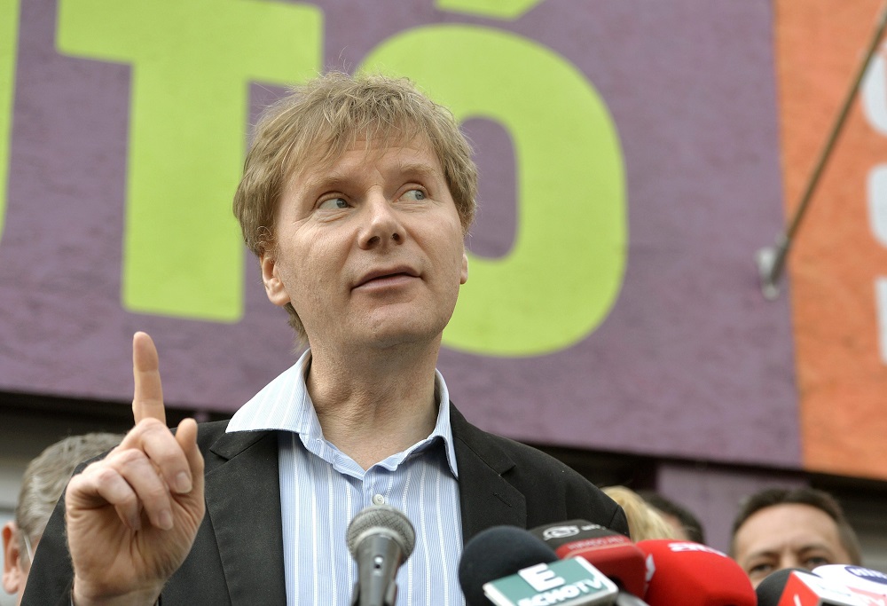 „A Fidesz mindannyiunkból alattvalót akar csinálni”