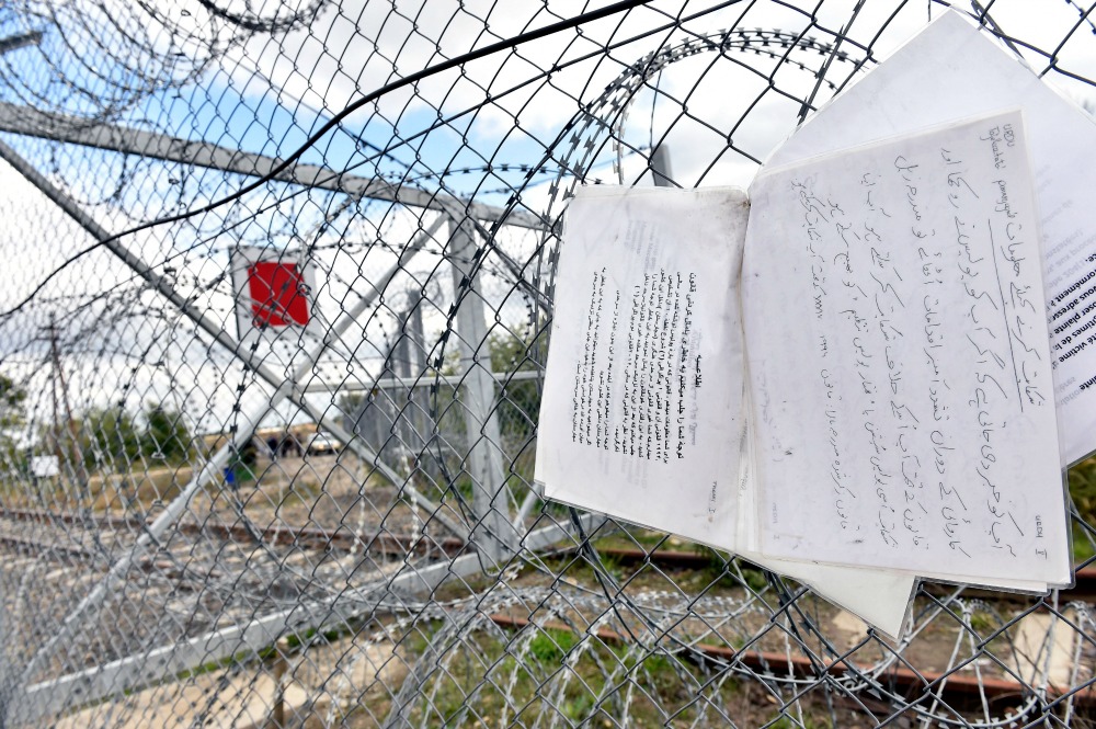 Embercsempészeket fogtak el