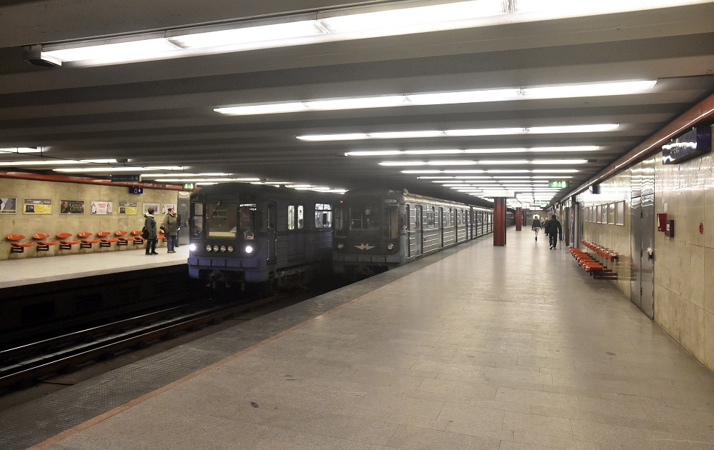 Mozgó terelések a 3-as metró vonalán