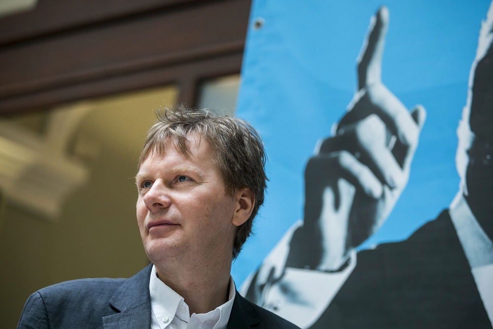 Nem megy az igazmondás?