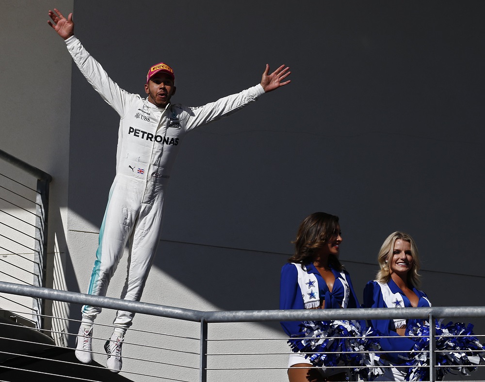 Hamilton negyedszer világbajnok