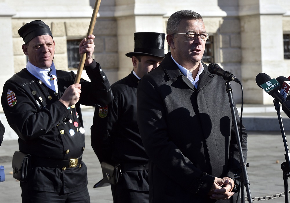 Kéményseprésért demonstráltak