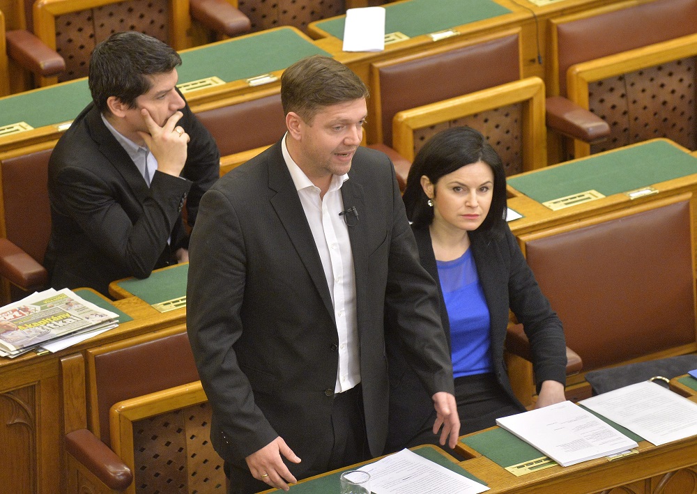 A devizahitel-válságot a baloldal hozta a nyakunkra