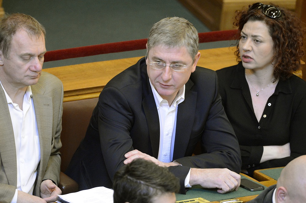 A DK szerint lejáratják Czeglédyt