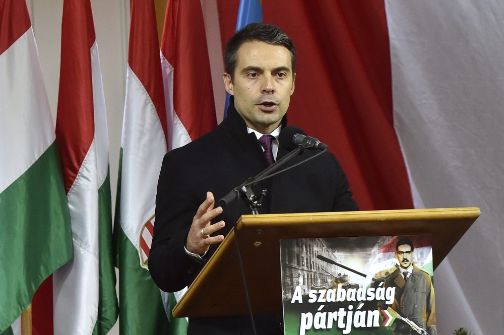 „Az Orbán-kormány veszélyesebb, mint a külső hatalmak”